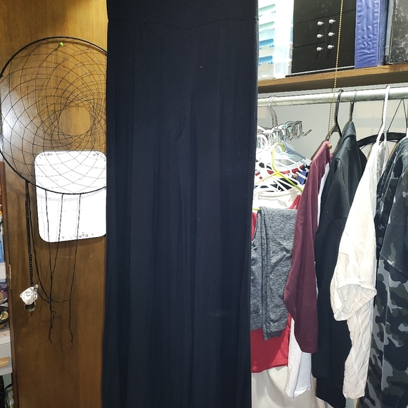 Woman's slacks - Picture 4 of 4